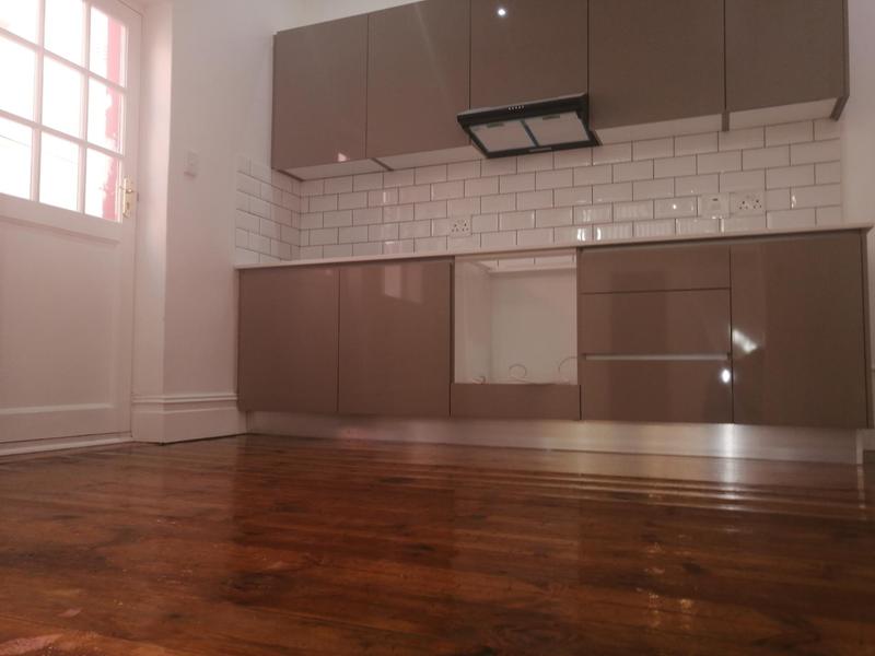 To Let 1 Bedroom Property for Rent in Rondebosch Western Cape